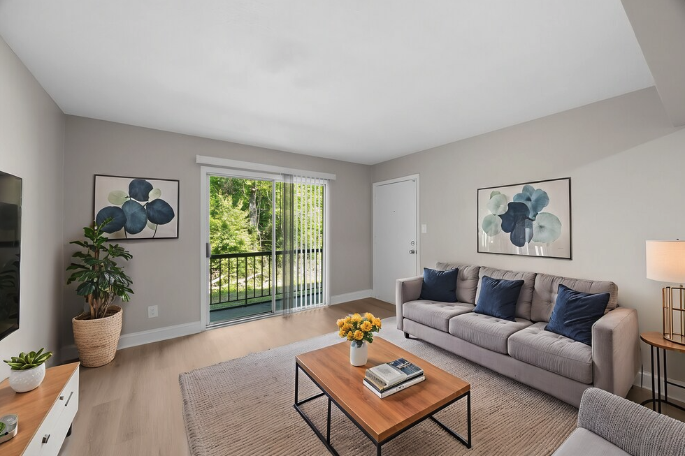 Savannah Ridge Apartments Facebook ad: Comfortable living meets modern style at Savannah Ridge…