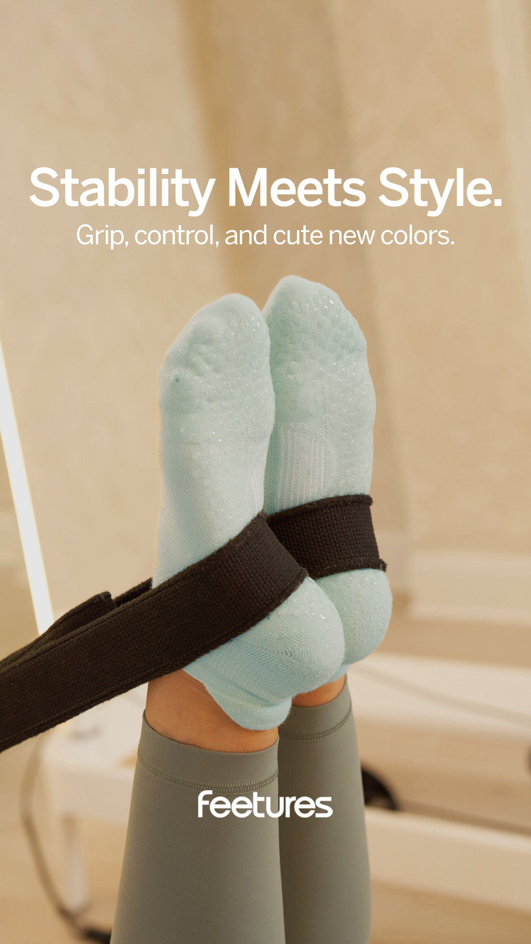 Feetures Facebook ad