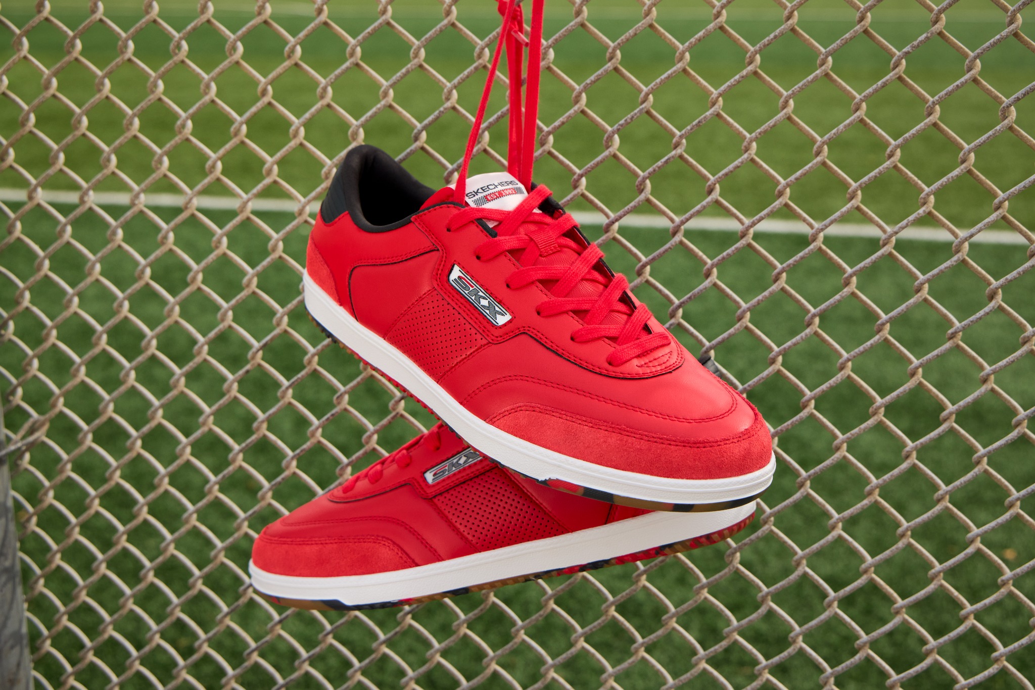 SKECHERS Facebook ad