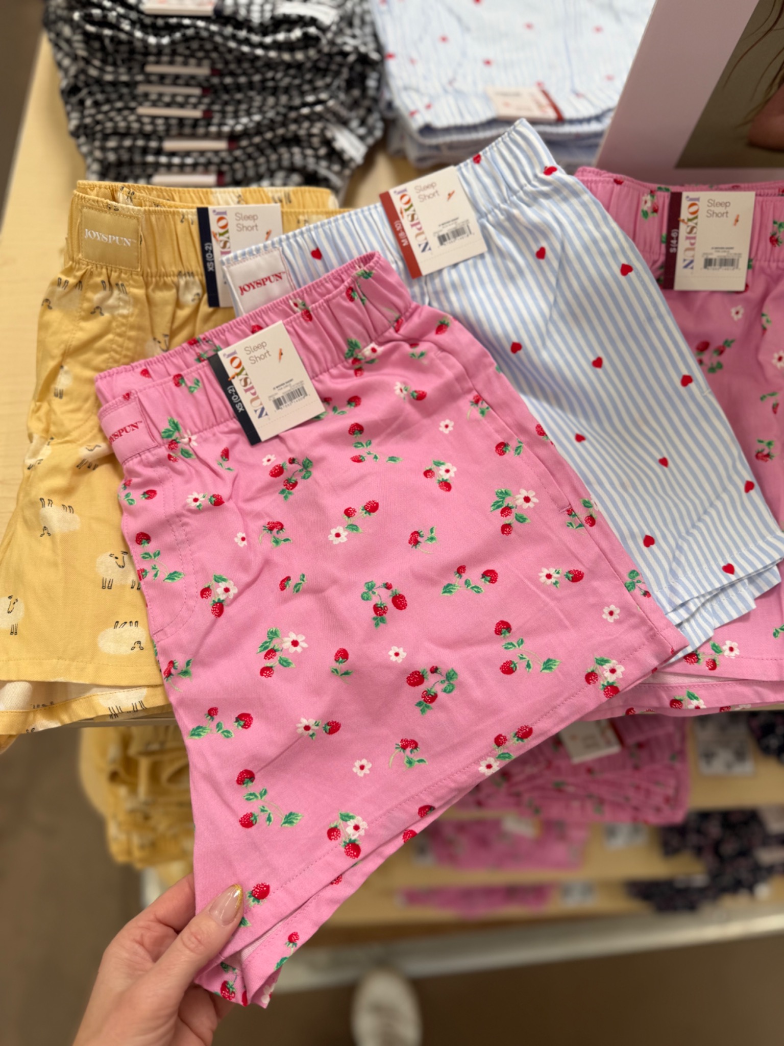 Walmart Finds Facebook ad