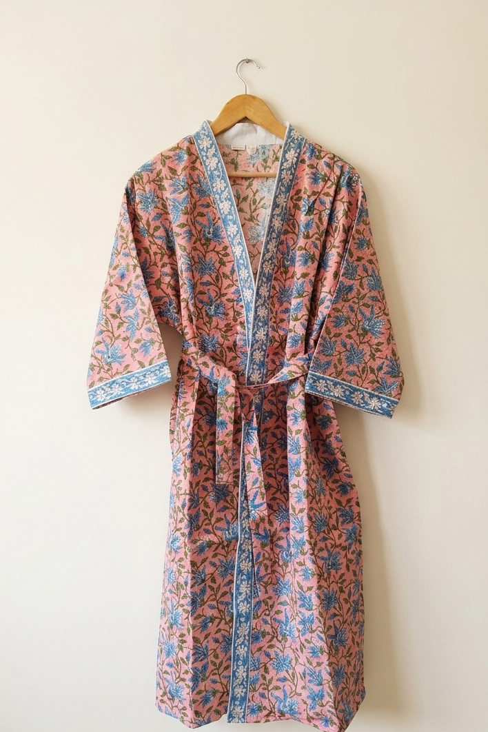 Sunesa Jaipur Facebook ad: From cozy waffle bathrobes to elegant table runners…