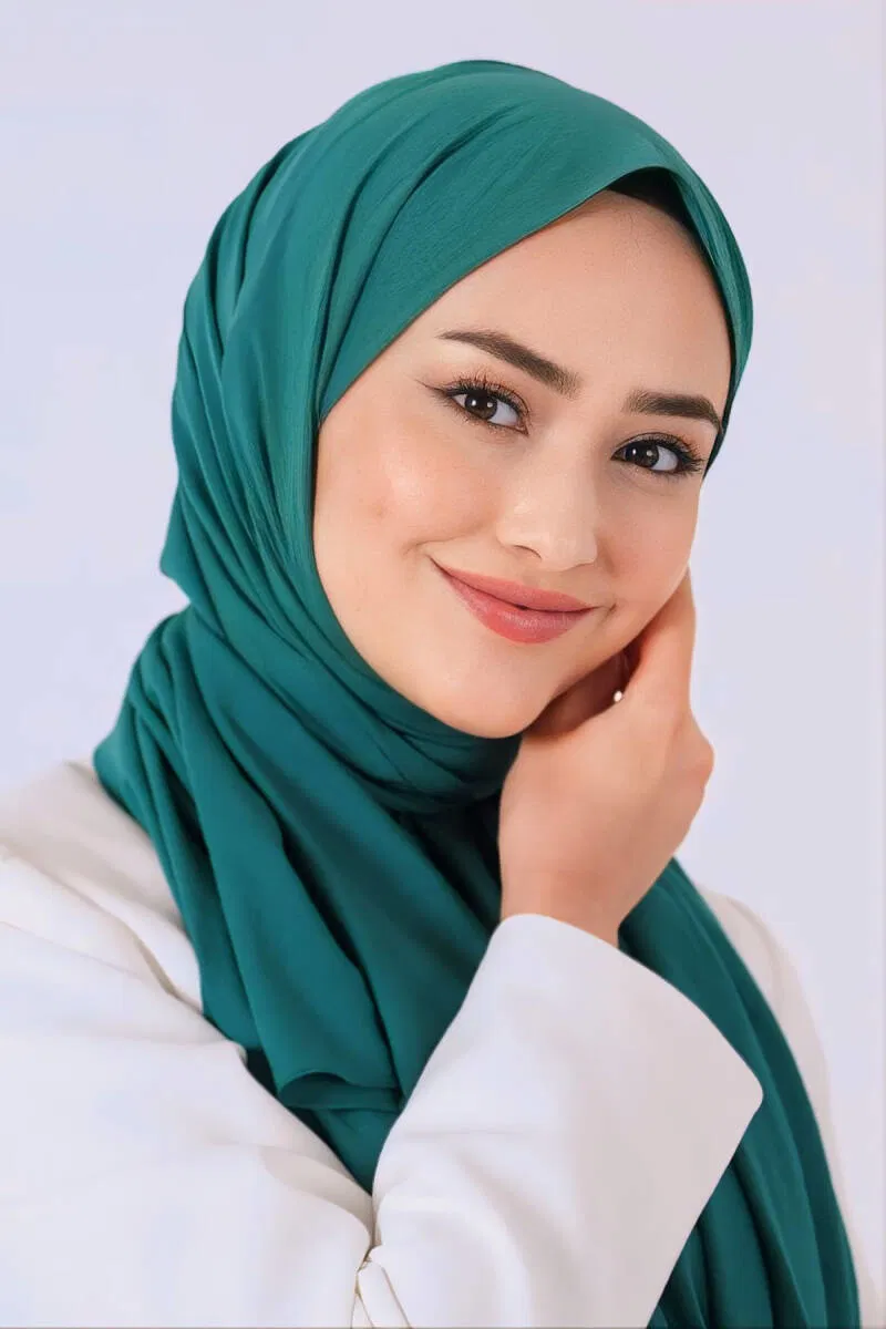 Her scarf  Facebook ad