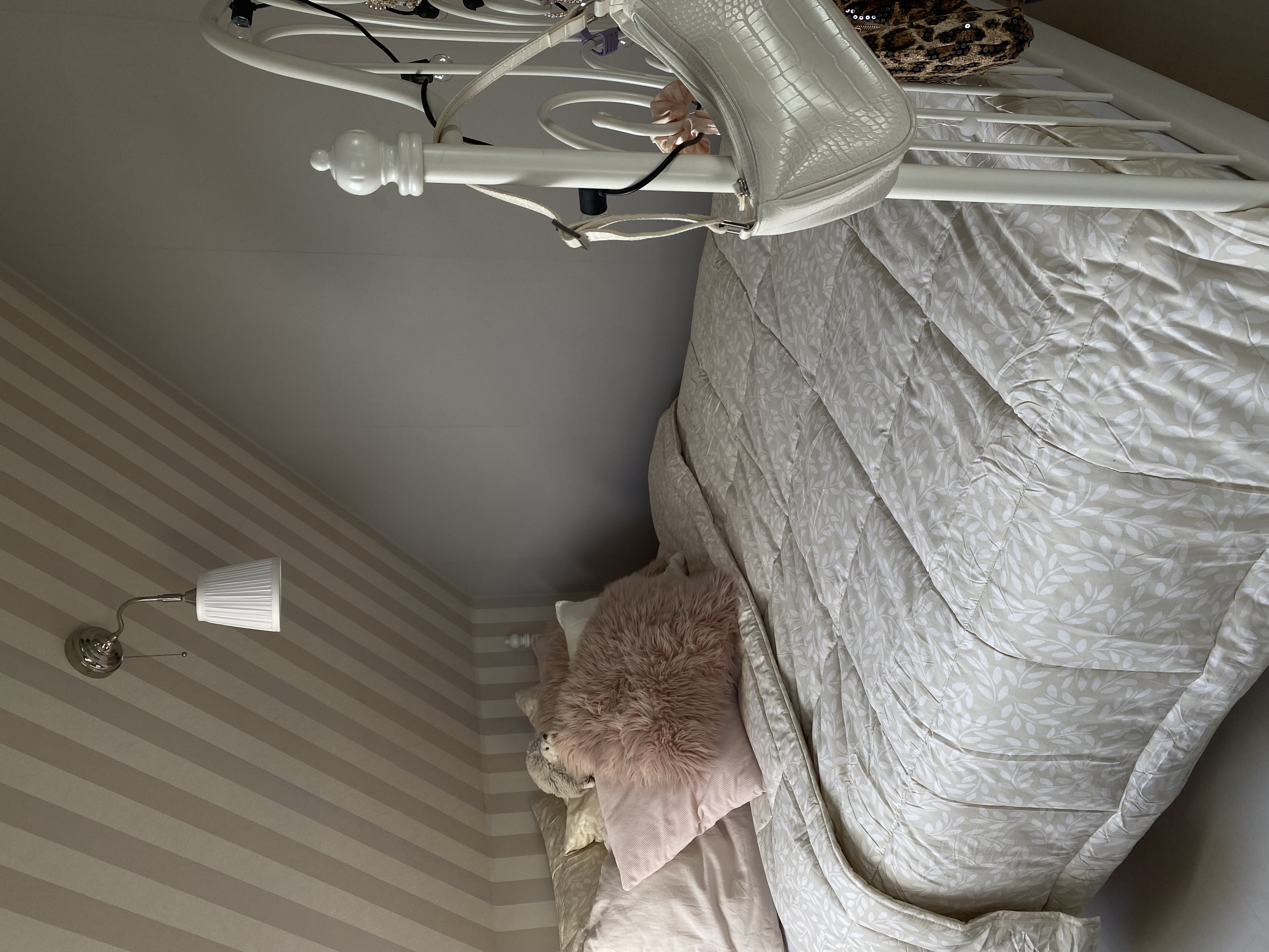 Thehappybed.de Facebook ad