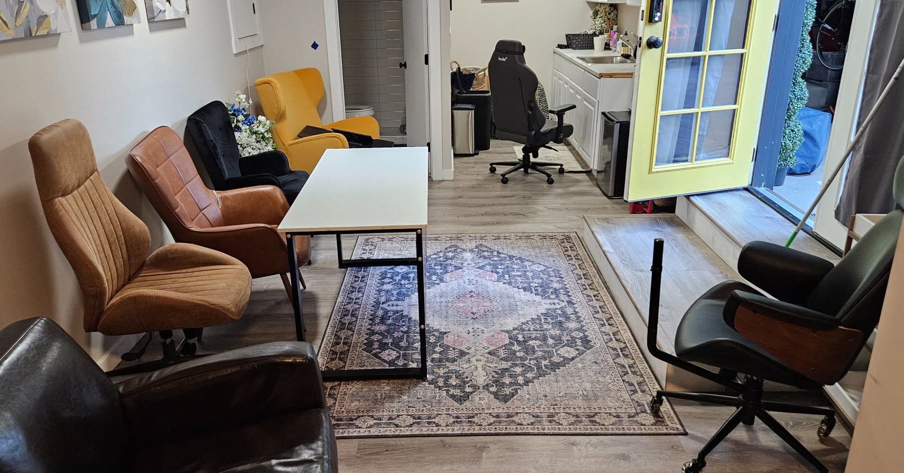 Sriram Thodla Facebook ad: Chair A Palooza - I have too many chairs - Office, Living…