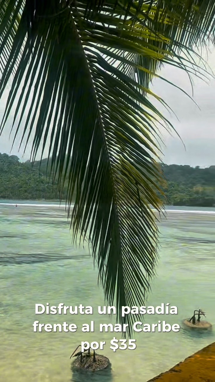 QuehayPahoy Panama Facebook ad: ¿Un pasadía frente al mar por $35, con…