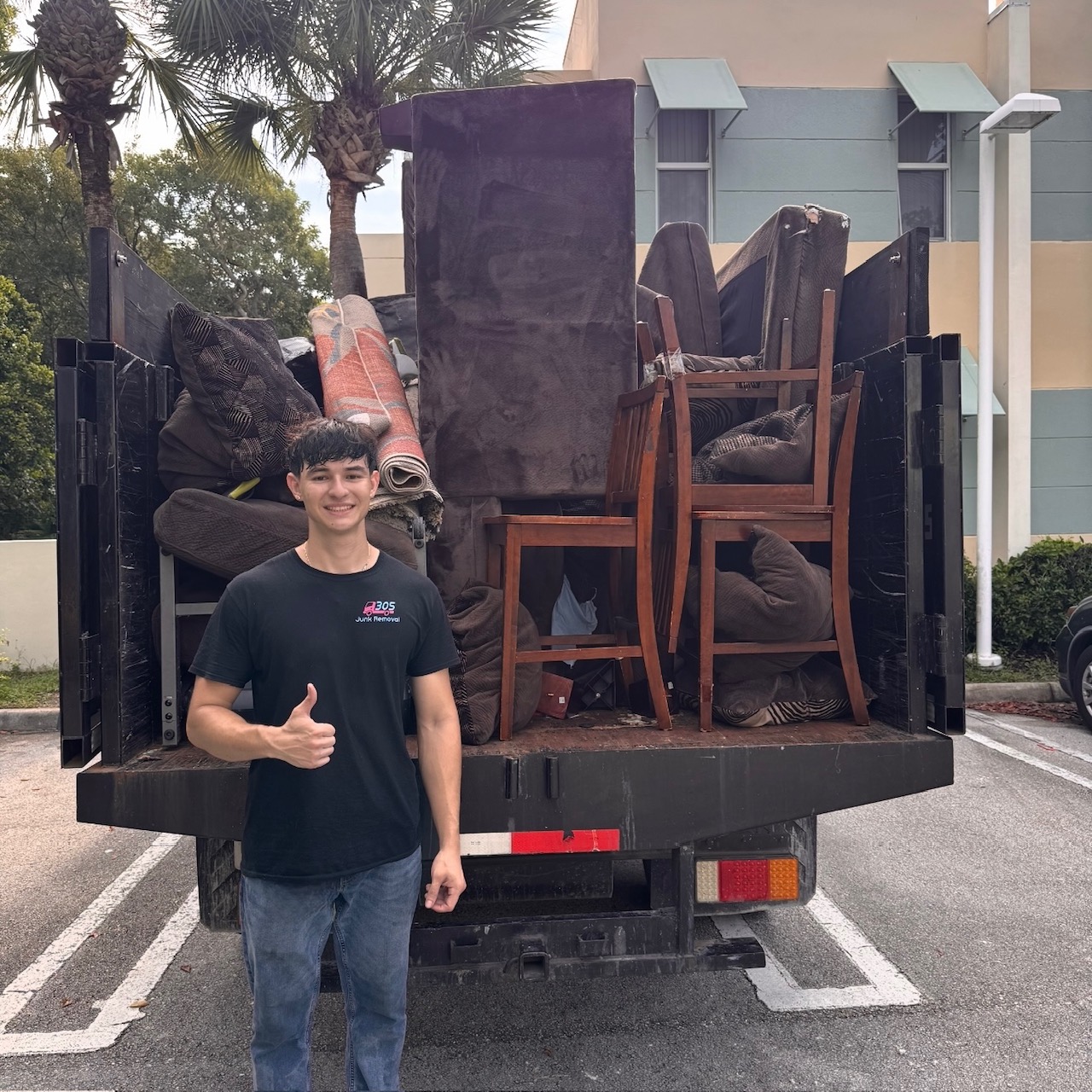 305 Junk Removal Facebook ad: Junk Removal starting at $125