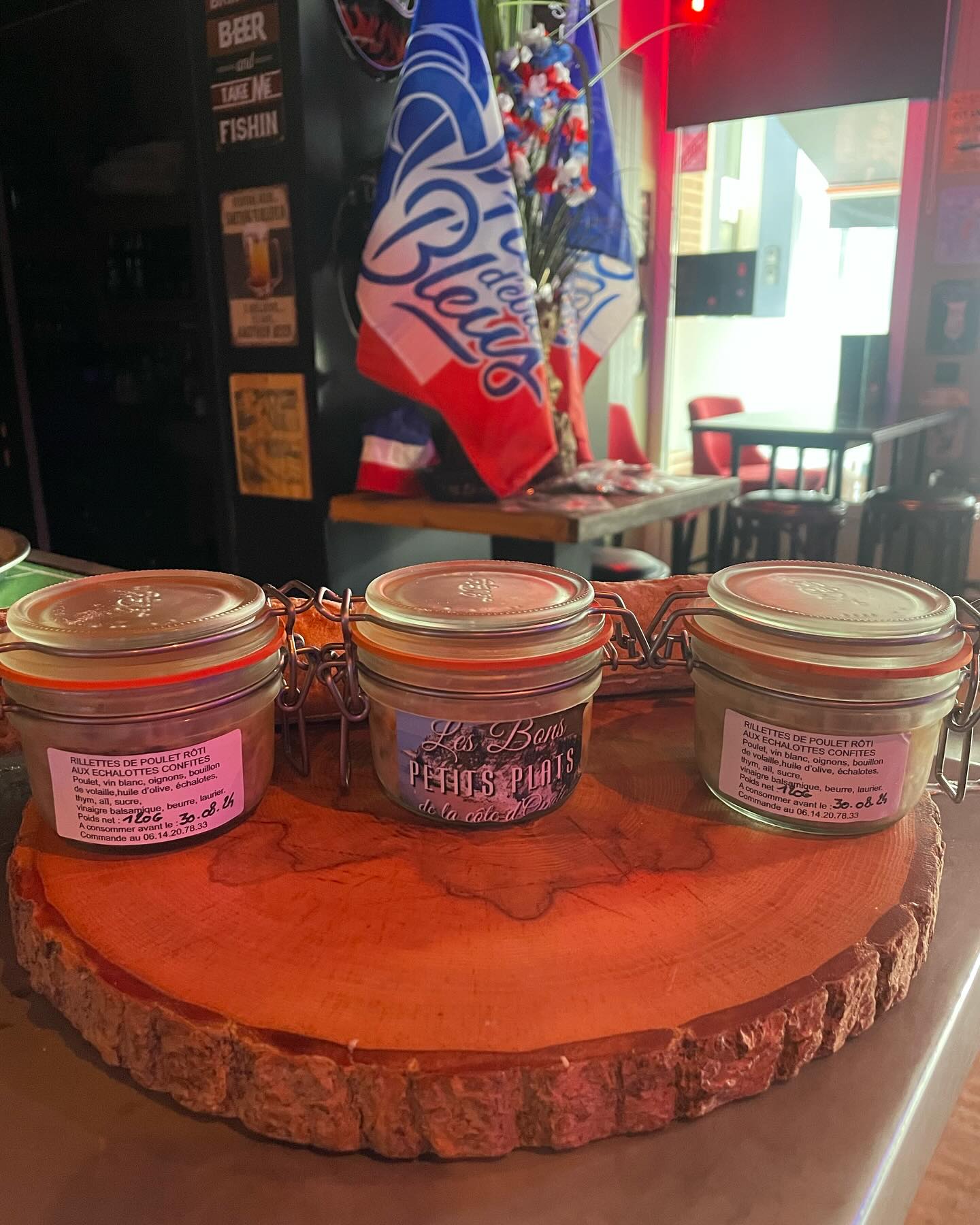 Les bons Petits plats de la Côte D'Opale Facebook ad: RDV à au @le_qg_le_touquet pour déguster nos Rillettes…