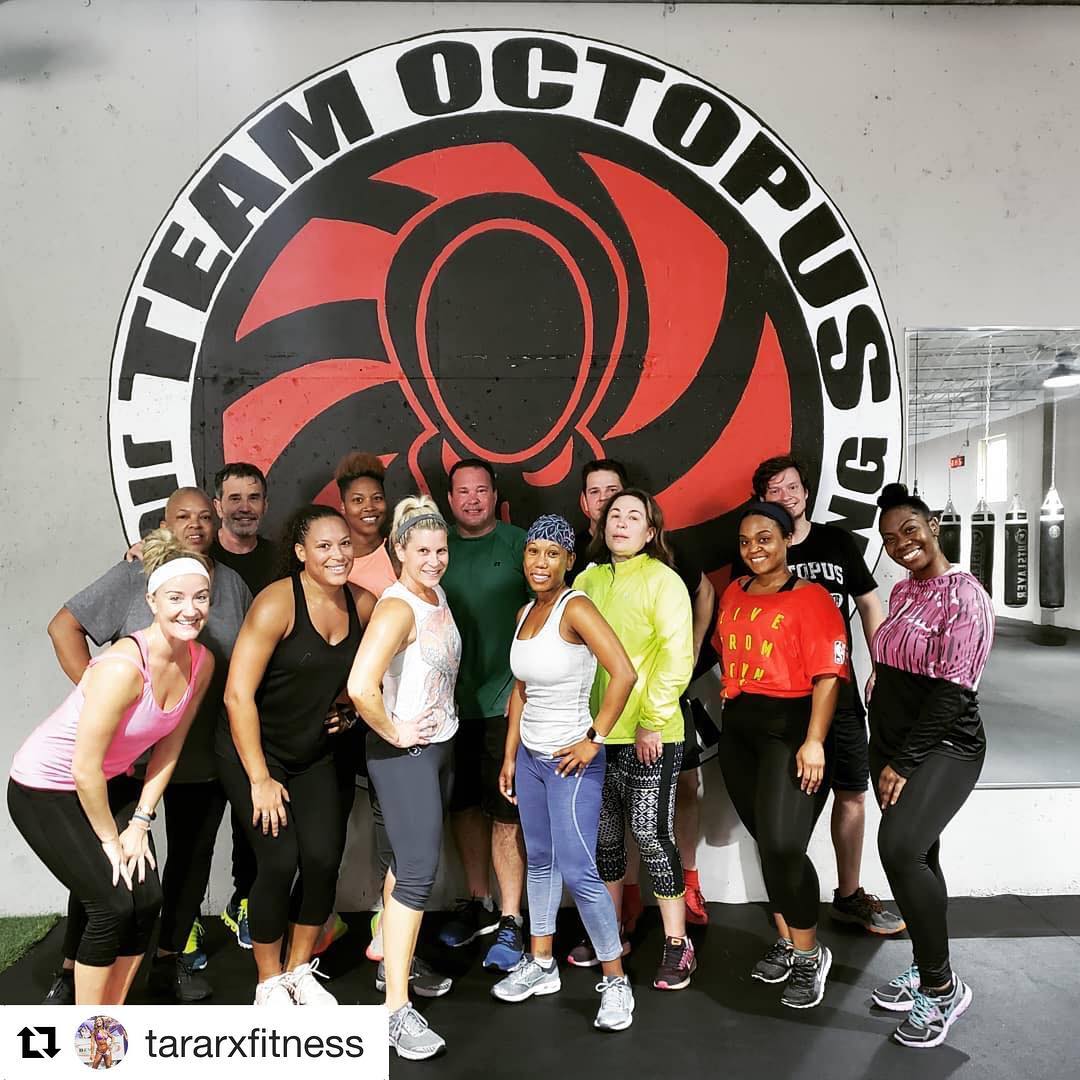 Team Octopus Sandy Springs Facebook ad: JOIN IN A FREE CLASS