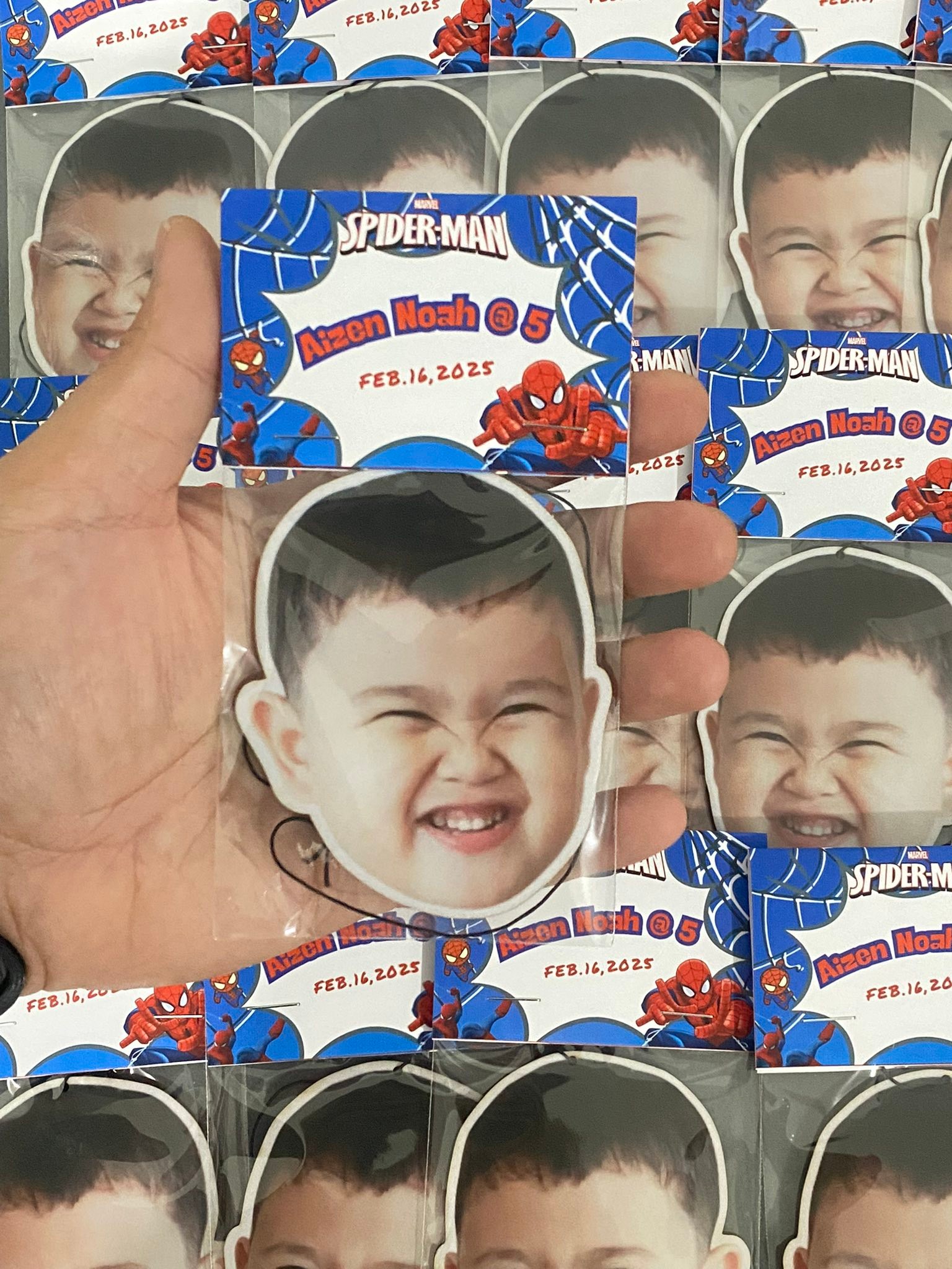 The Freshest Facebook ad: SIGURADONG MAGUGUSTUHAN NG MGA BISITA!