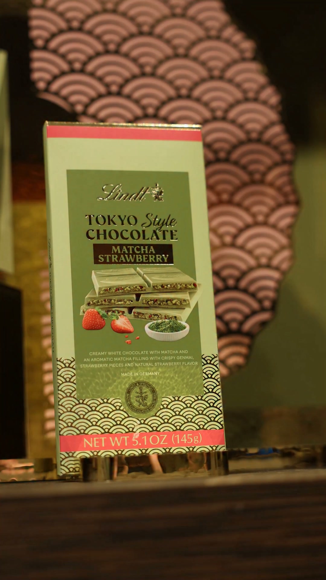 Lindt Facebook ad: From Tokyo to New York.
