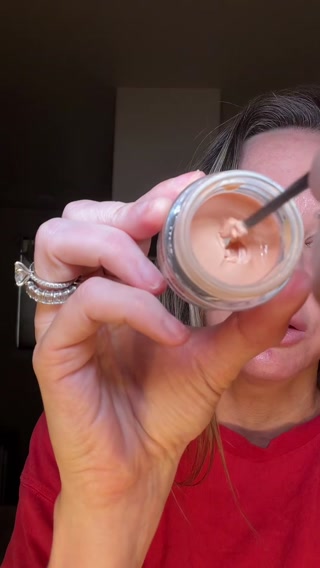 Dr.Melaxin US.official Facebook ad: The Amazon Best-Selling Eye Cream