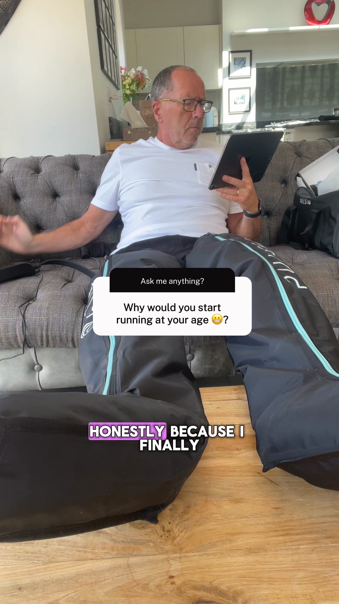 Pulsio Facebook ad: FREE Pulsio AIR Massage Gun Included