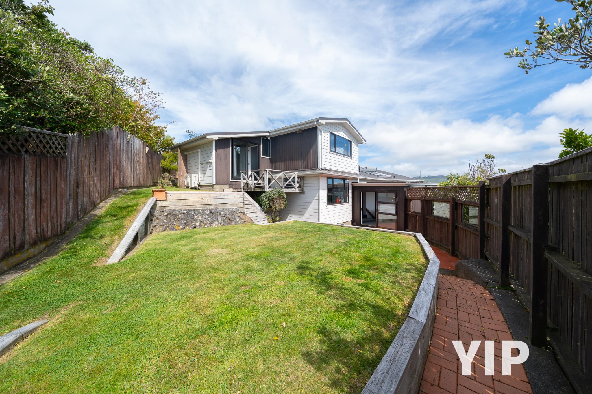 Team YIP - Leading Wellington Real Estate Team, William YIP Facebook ad: Character, Space & Views? YIP!