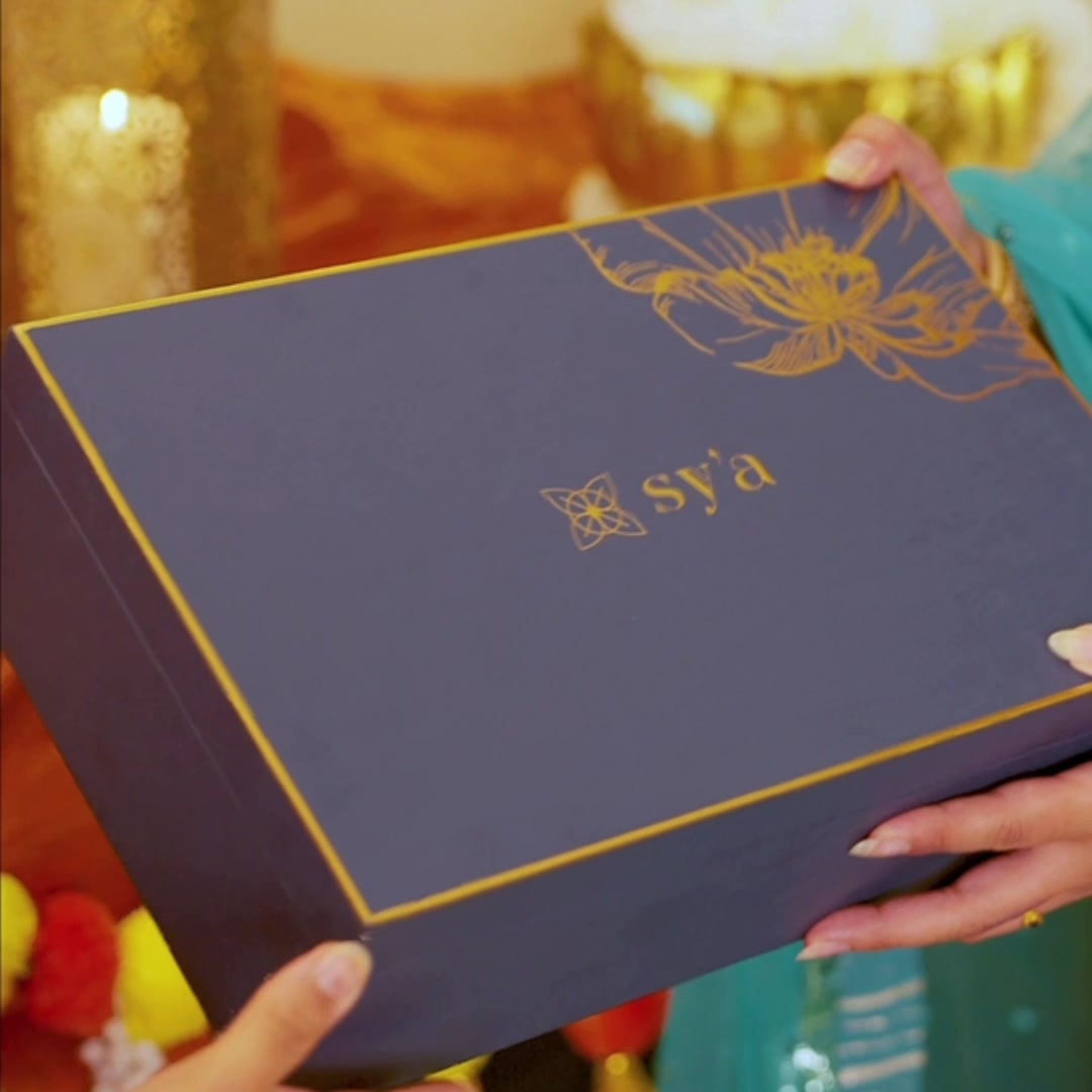Sy'a teas Facebook ad: Luxury Tea Gifts for Key Partners