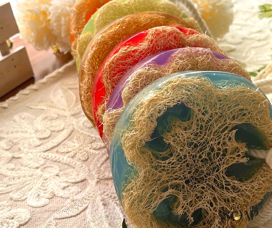 Emy's - Handmade Soap Facebook ad: بتحسي إن جسمك محتاج نضارة أكتر بعد الشاور؟