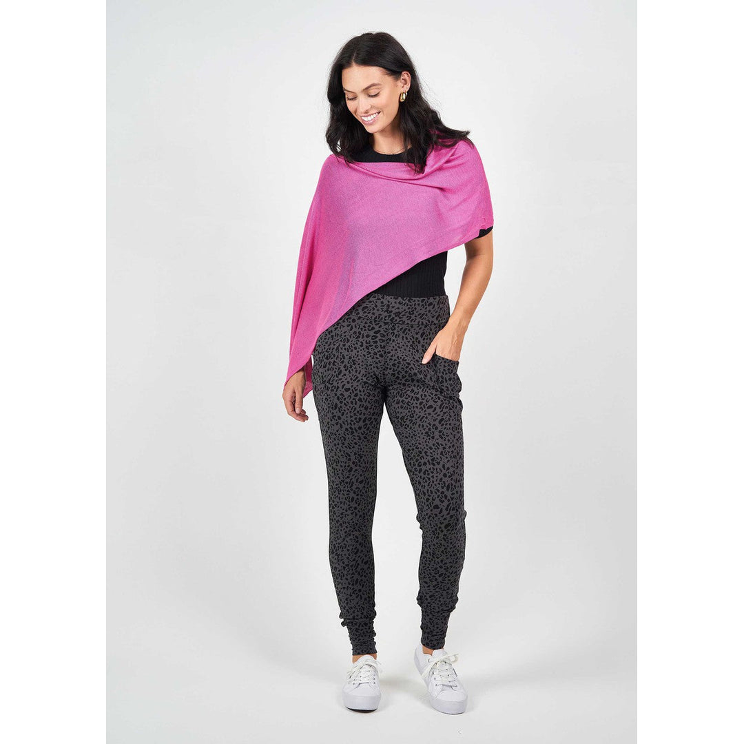 Lou Lou Australia Facebook ad: Lou Lou's bamboo neck scarves are the one…