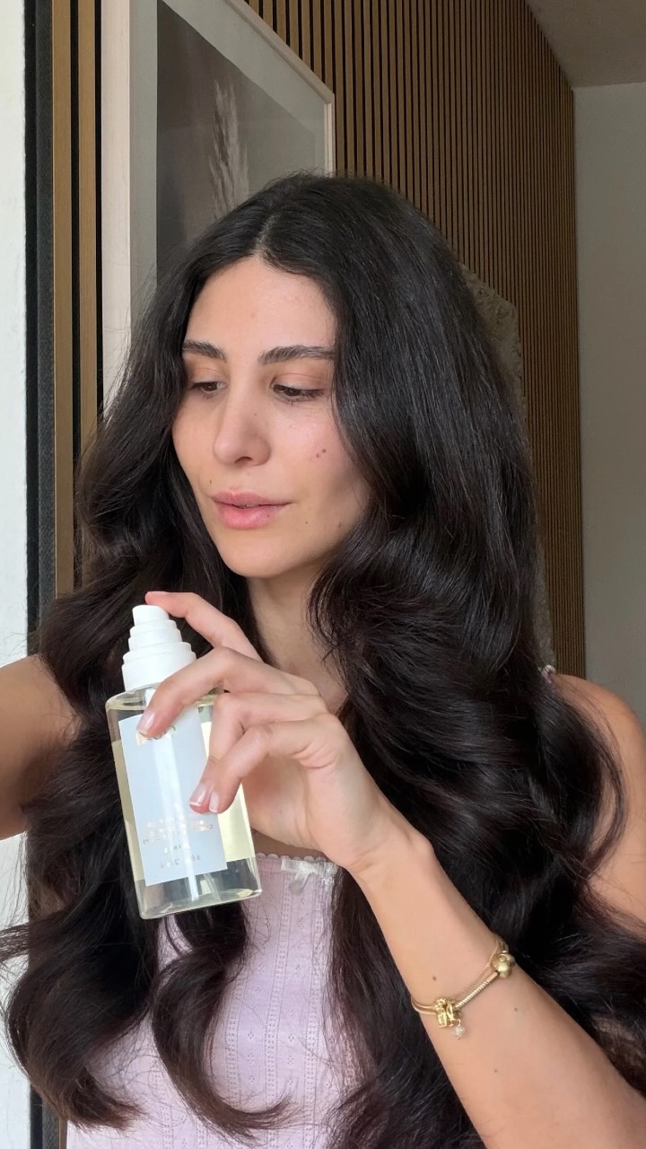 Zalando Facebook ad: @ce.bek hair wash day routine with @theouai