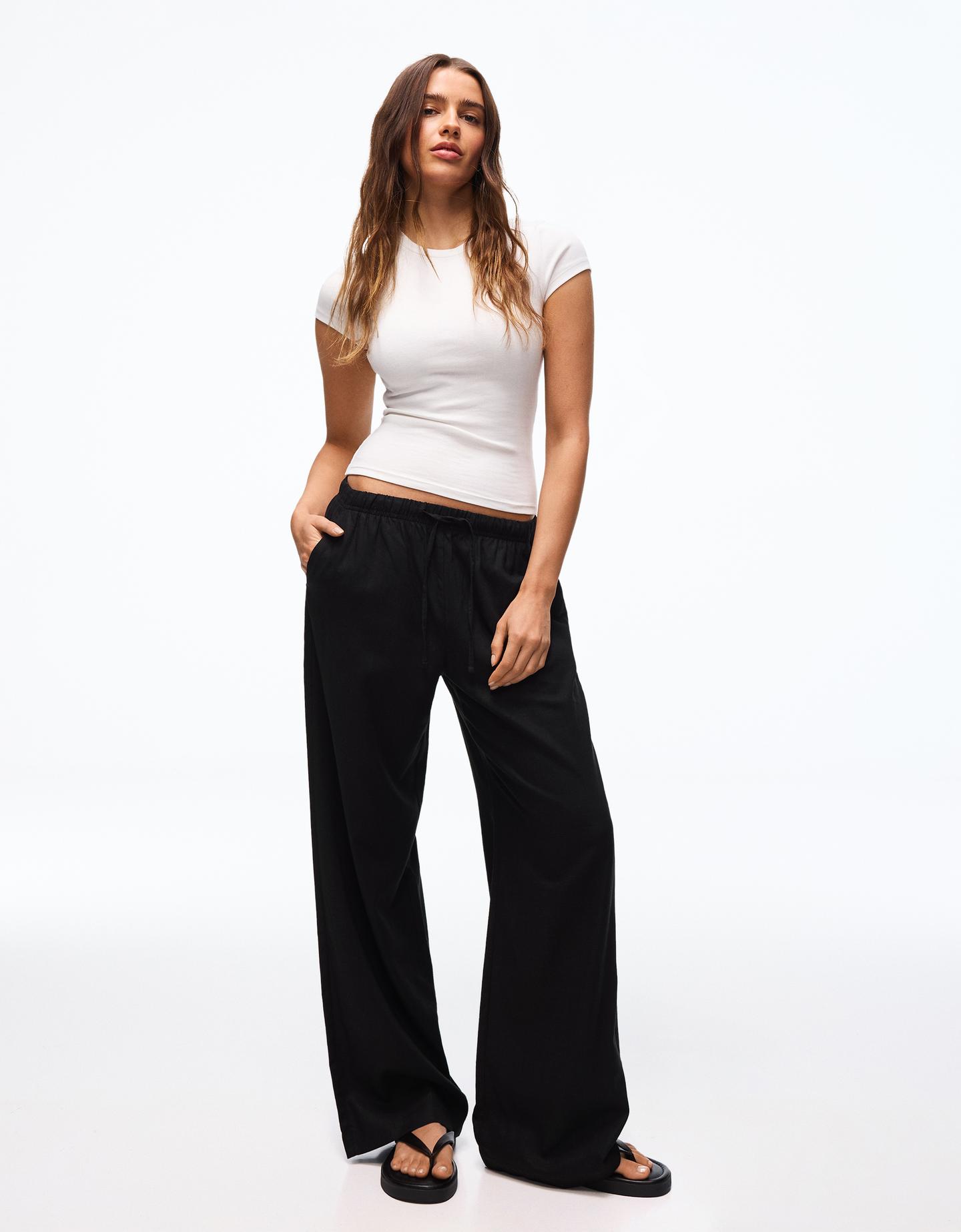 Bershka Facebook ad