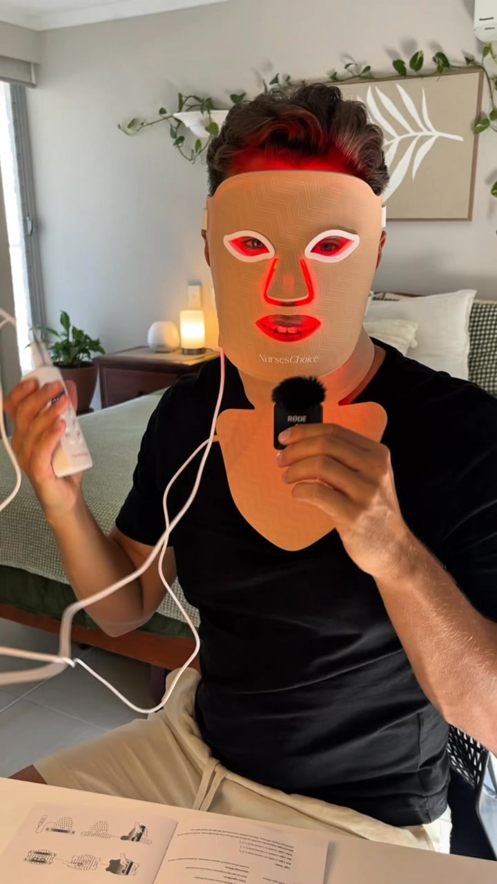 NursesChoice Facebook ad: Australia's number #1 LED Face Mask