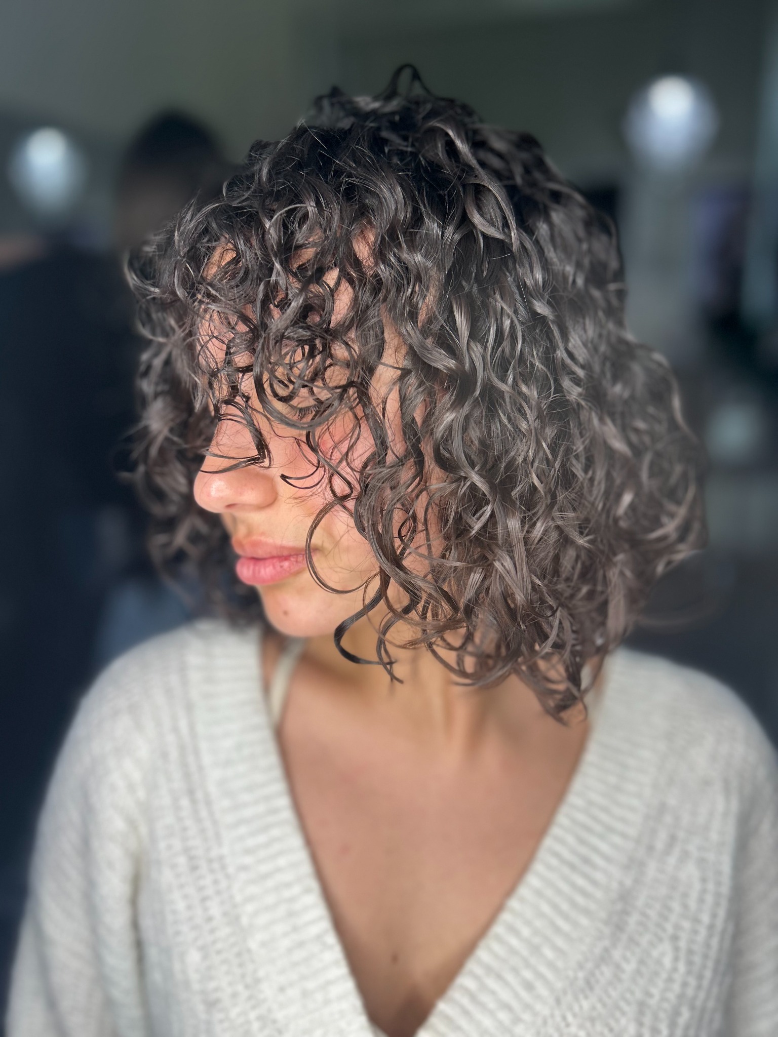 Artisan hair & beauty studio Facebook ad: Ονειρεύεστε μαλλιά που μαγνητίζουν τα βλέμματα