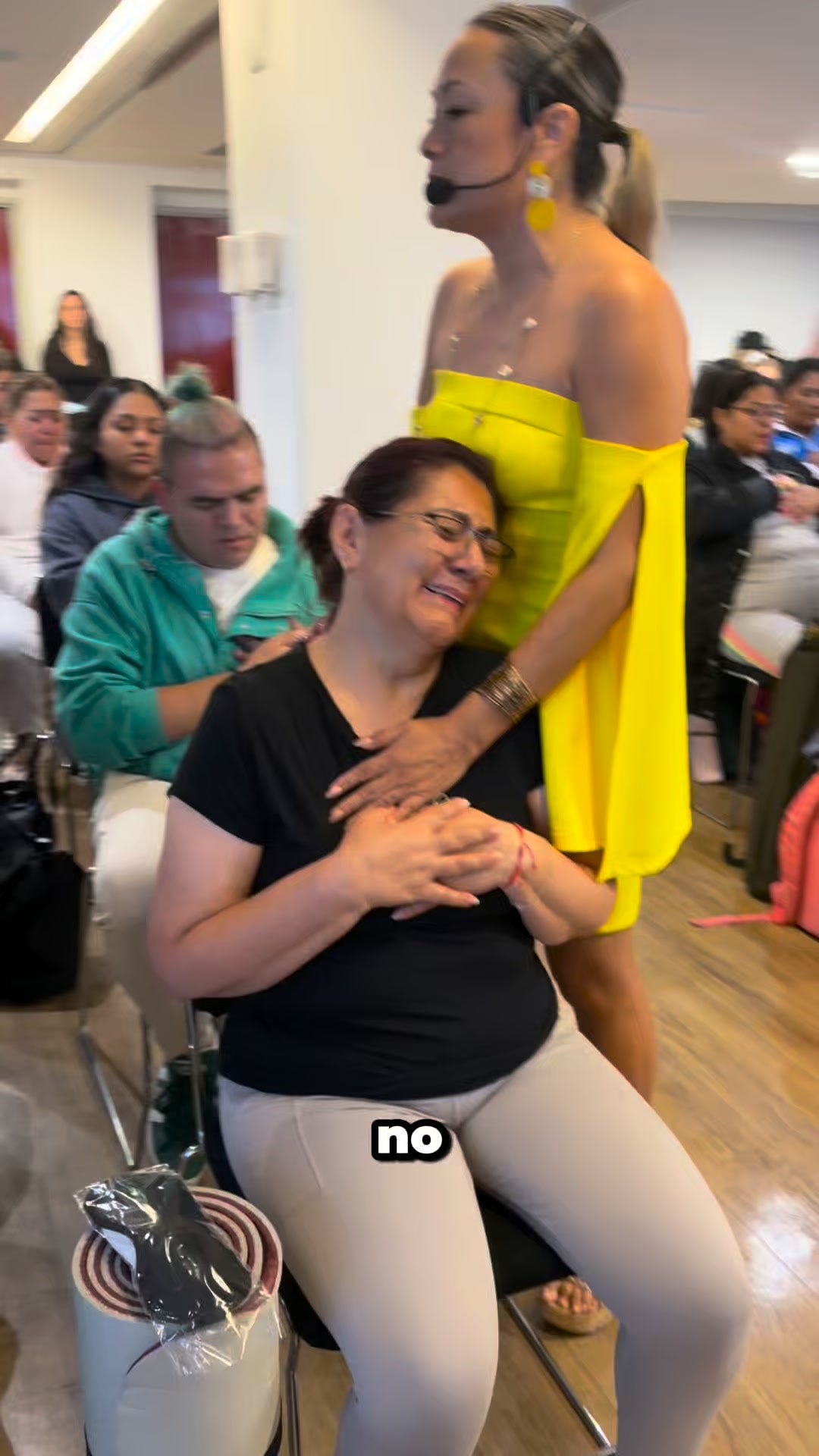 Yiré Jiménez El Amor Transforma Facebook ad: Chatea con nosotros