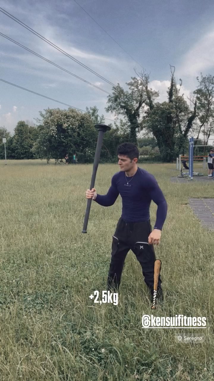 Kensui Facebook ad: Adjustable Club, Stronger Every Swing