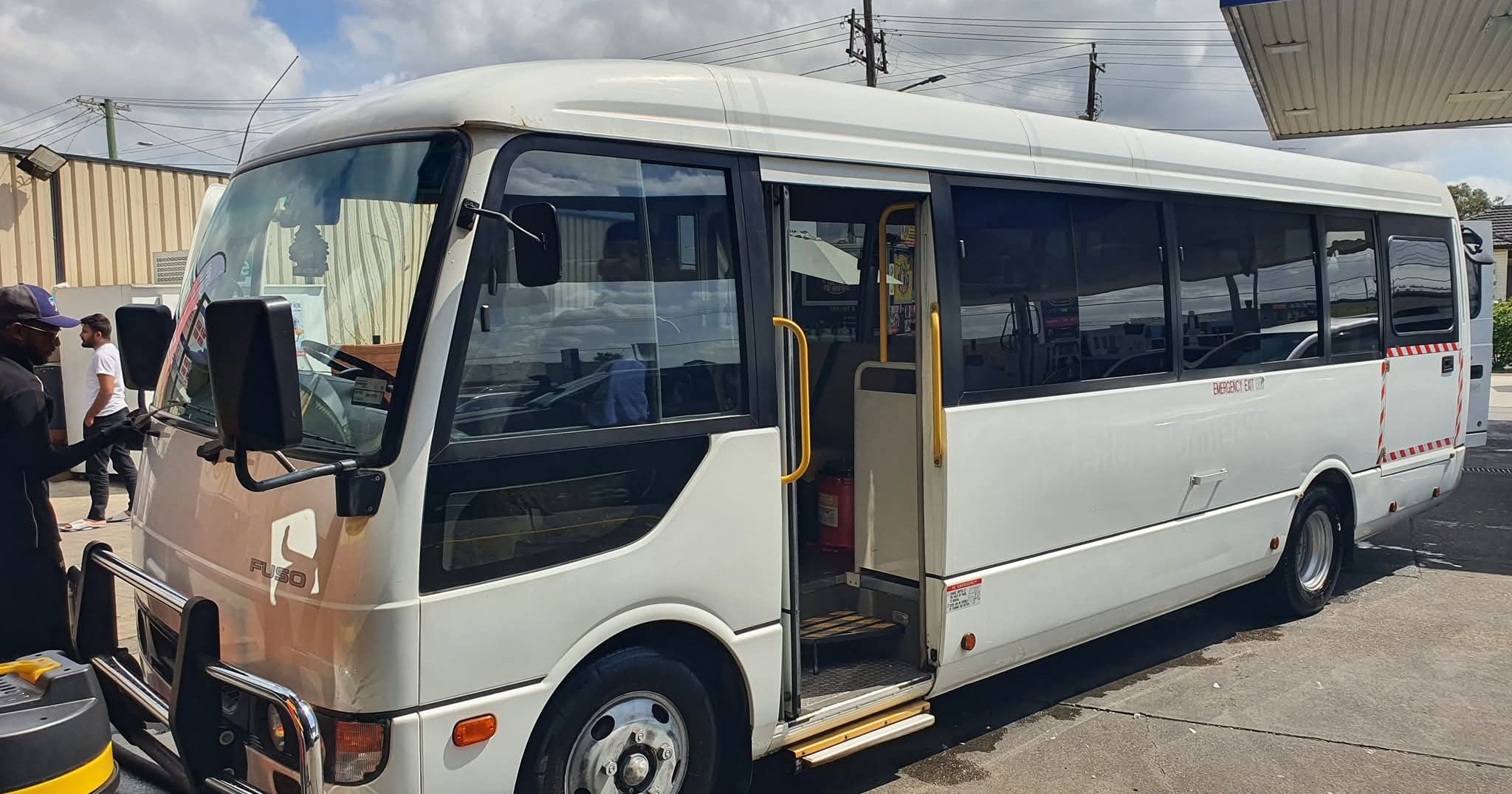Bob's Airport Shuttle and Bus Hire Facebook ad