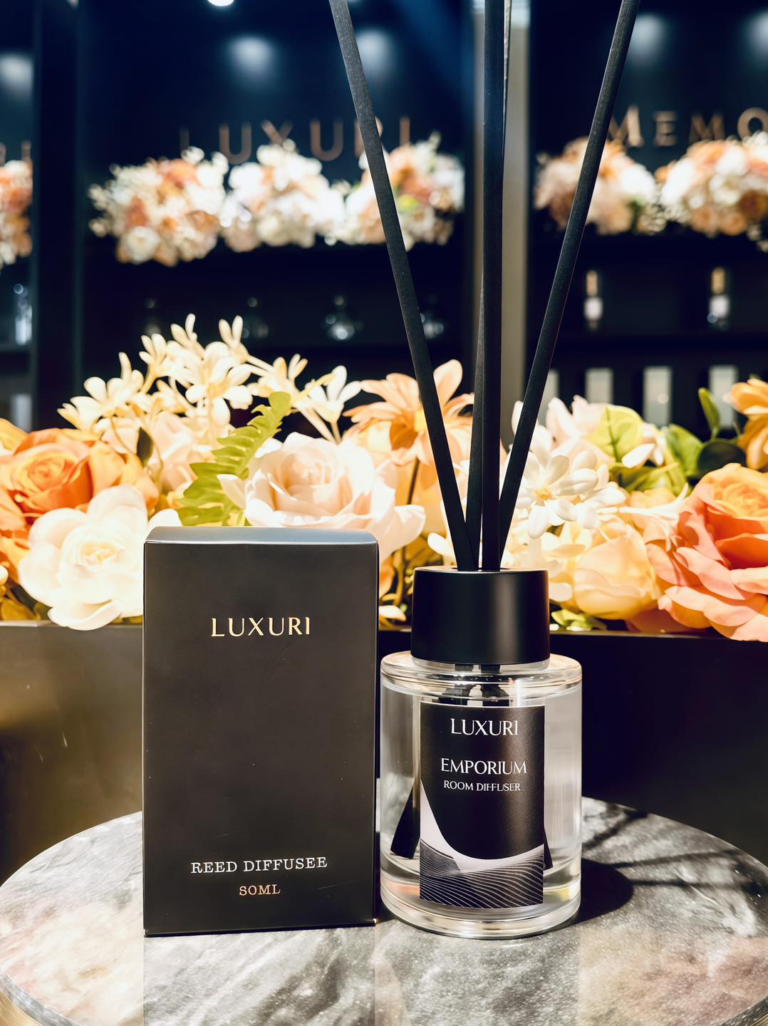 Luxuri Facebook ad: အရမ်းလူကြိုက်များတဲ့ Junction City ရနံ့ Room Spray၊ Home…