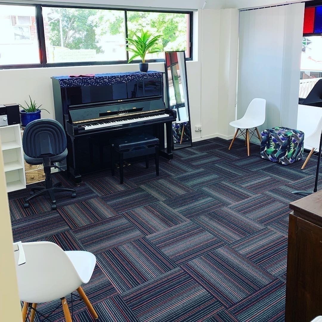 Vincent Music Facebook ad: Book a rehearsal rooms from $28/hr or $10/hr…