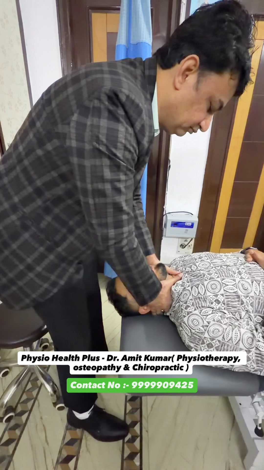 Dramitchiropractor Facebook ad: Chat with us