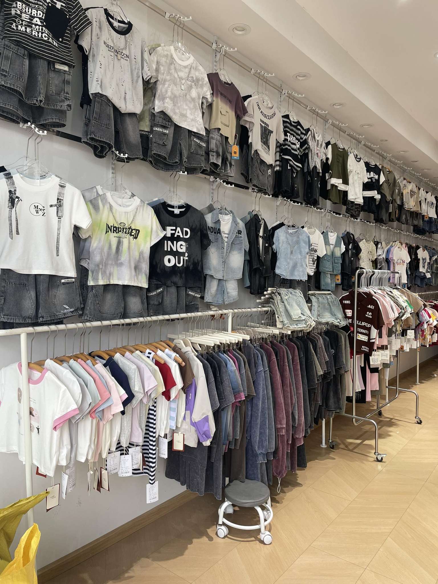 Andy kidswear wholesale Facebook ad: Zhili Kids' Clothing Wholesale Supplier