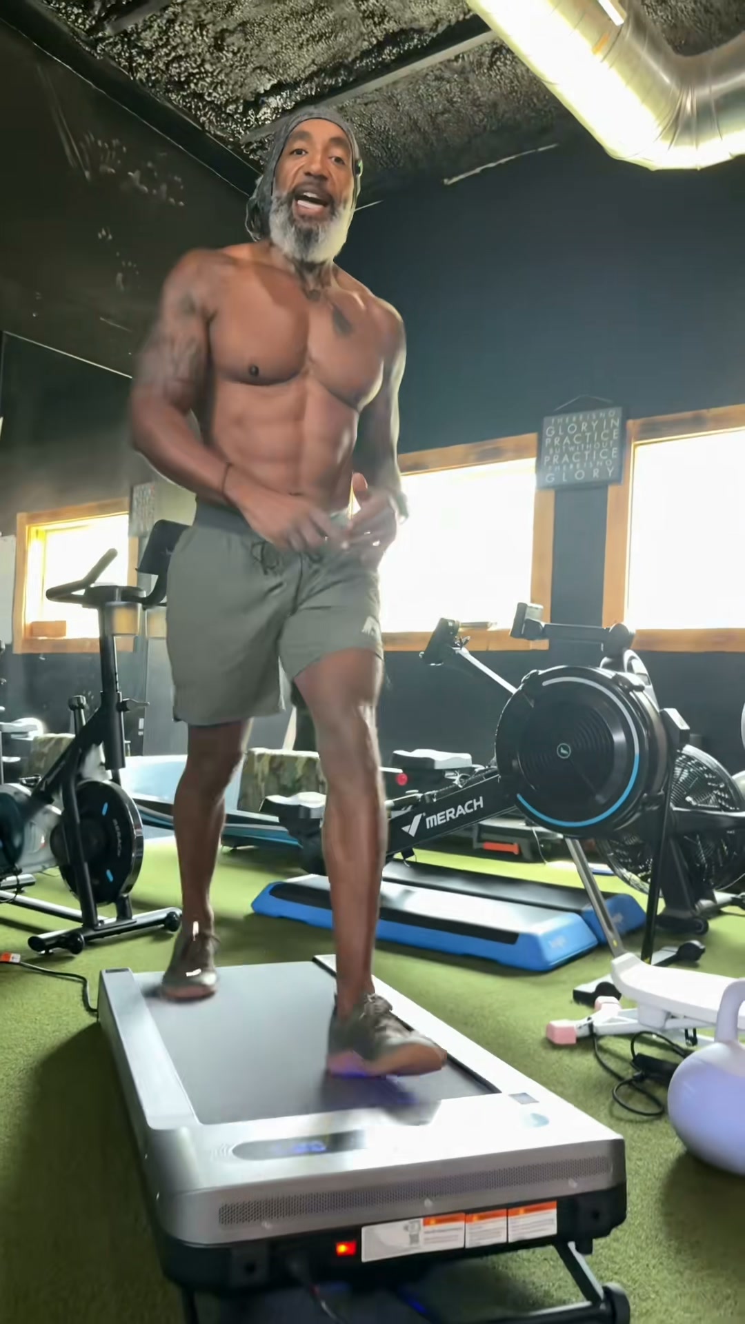 Merachfit.us Facebook ad: 30% Savings + 12% Incline = Double Fat Burn