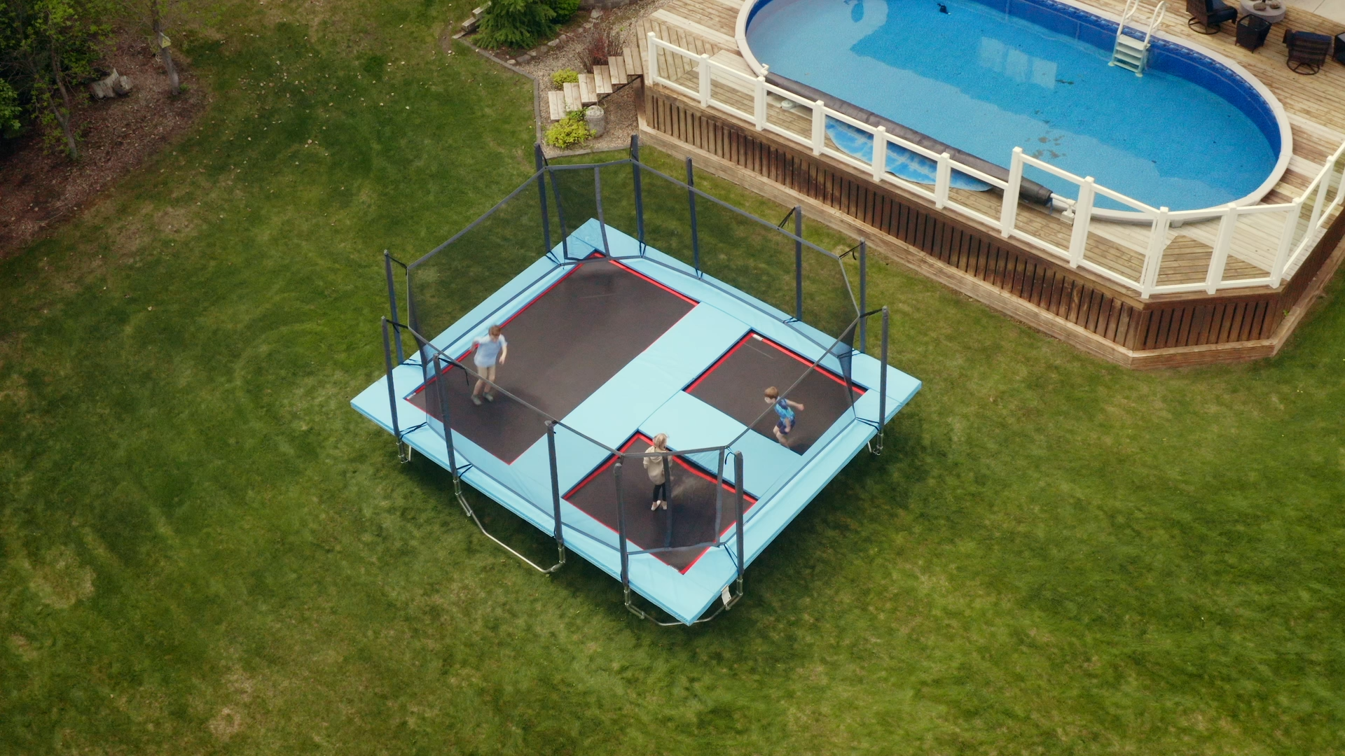 Crazy Ape Facebook ad: More jumps. More fun.