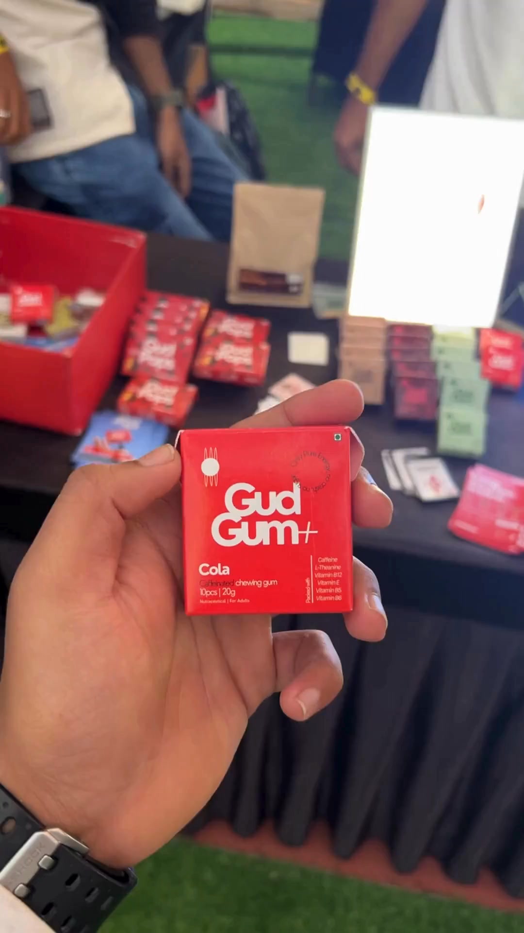 Gud Gum Facebook ad: Instant energy. Zero crash.