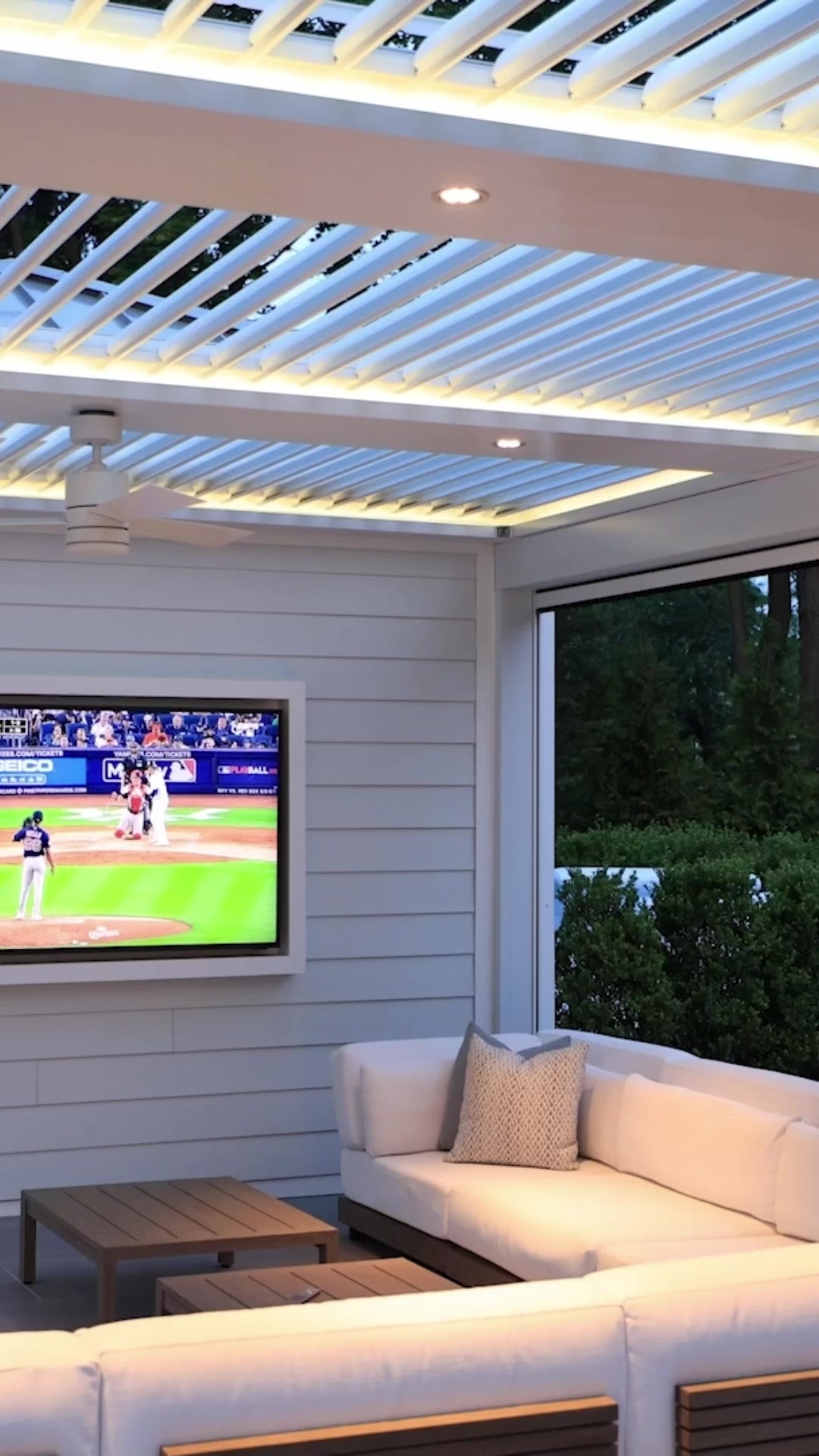 Majestic Outdoor Facebook ad: Luxury Outdoor Living Starts Here