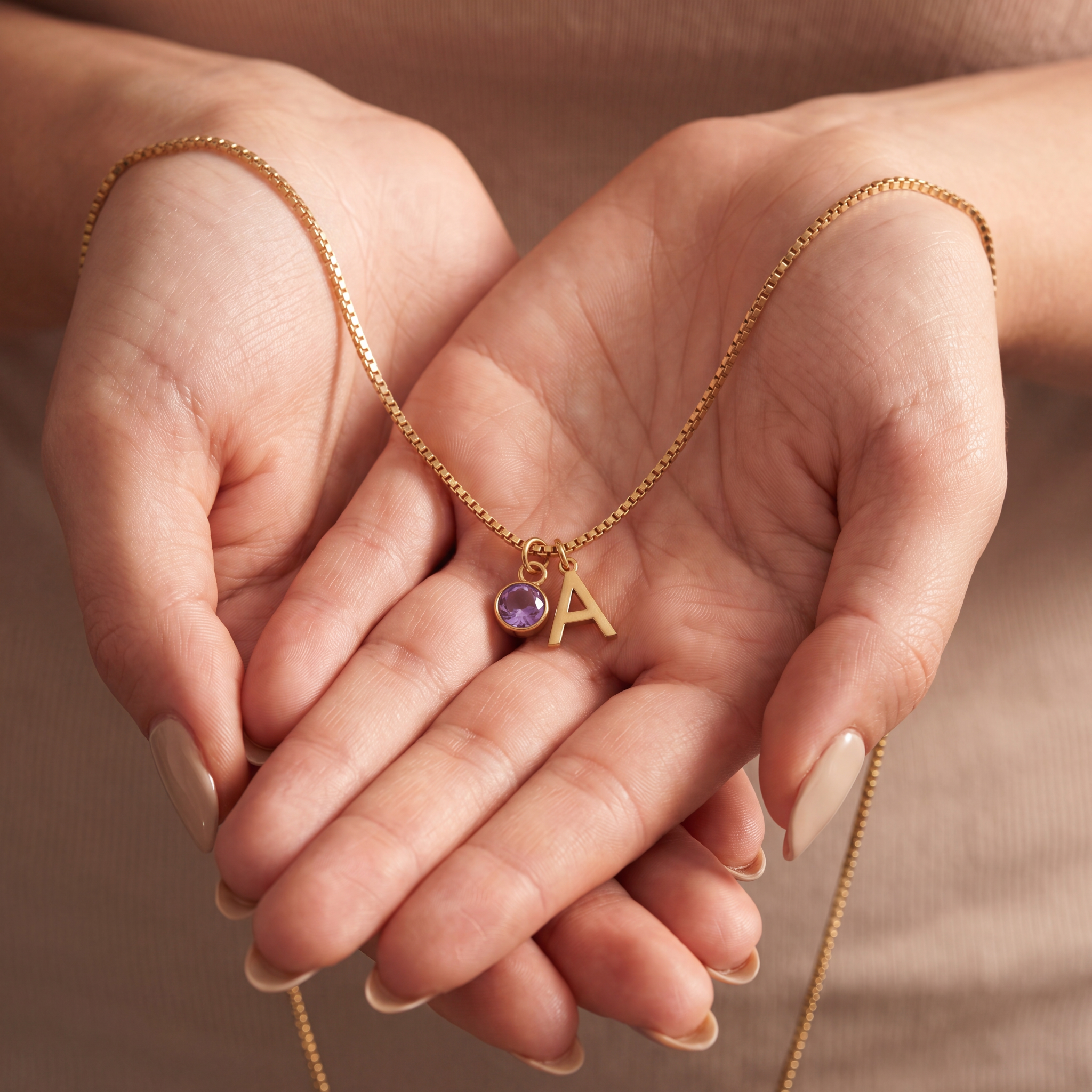 Lisora Jewelry Facebook ad