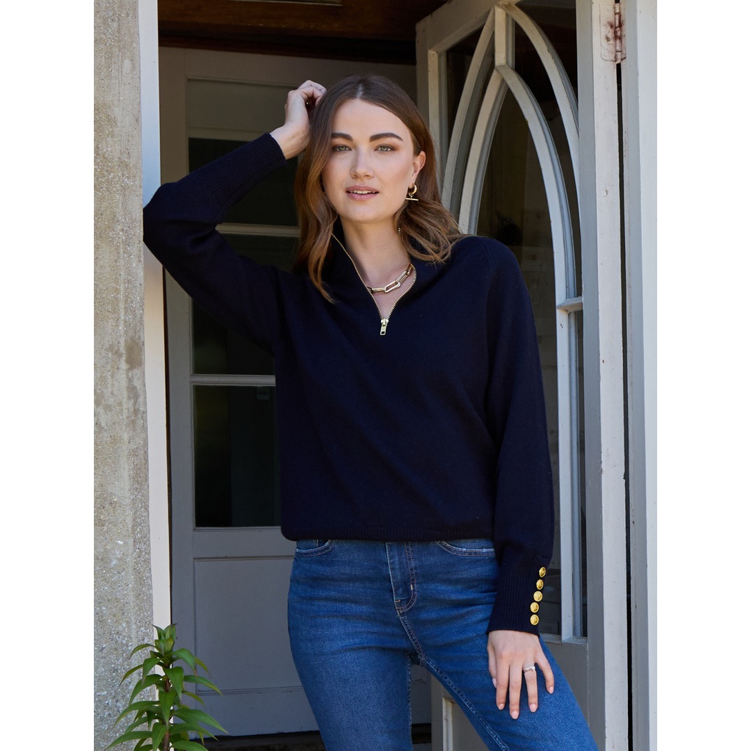 Salthouse Facebook ad: Effortless style for women, without compromise.