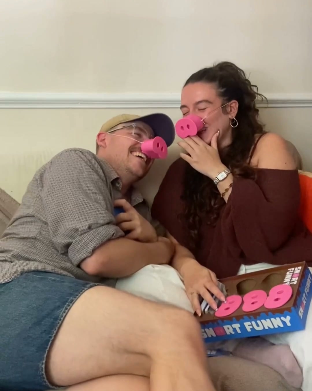 Snort Funny UK Facebook ad: The You-Laugh-You-Lose Party Game