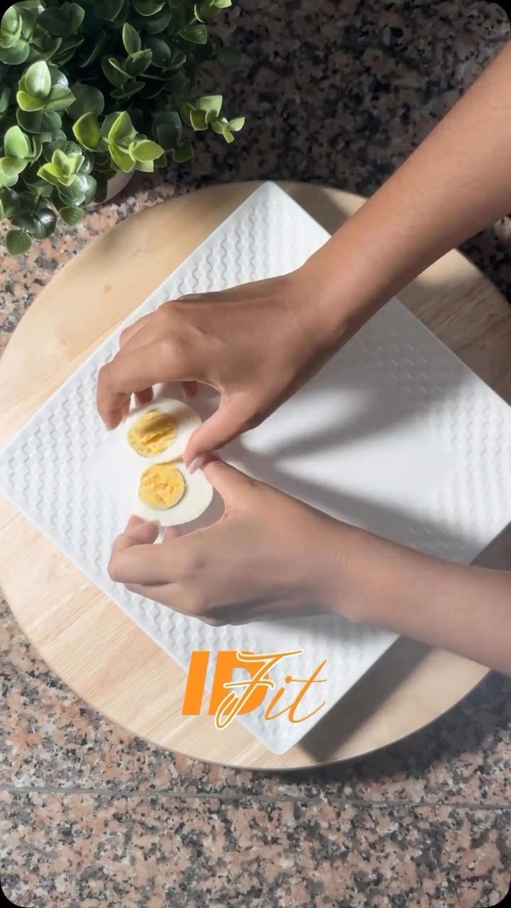 ID Fit Health RD Facebook ad: Comer saludable no es cuestión de gastar más…