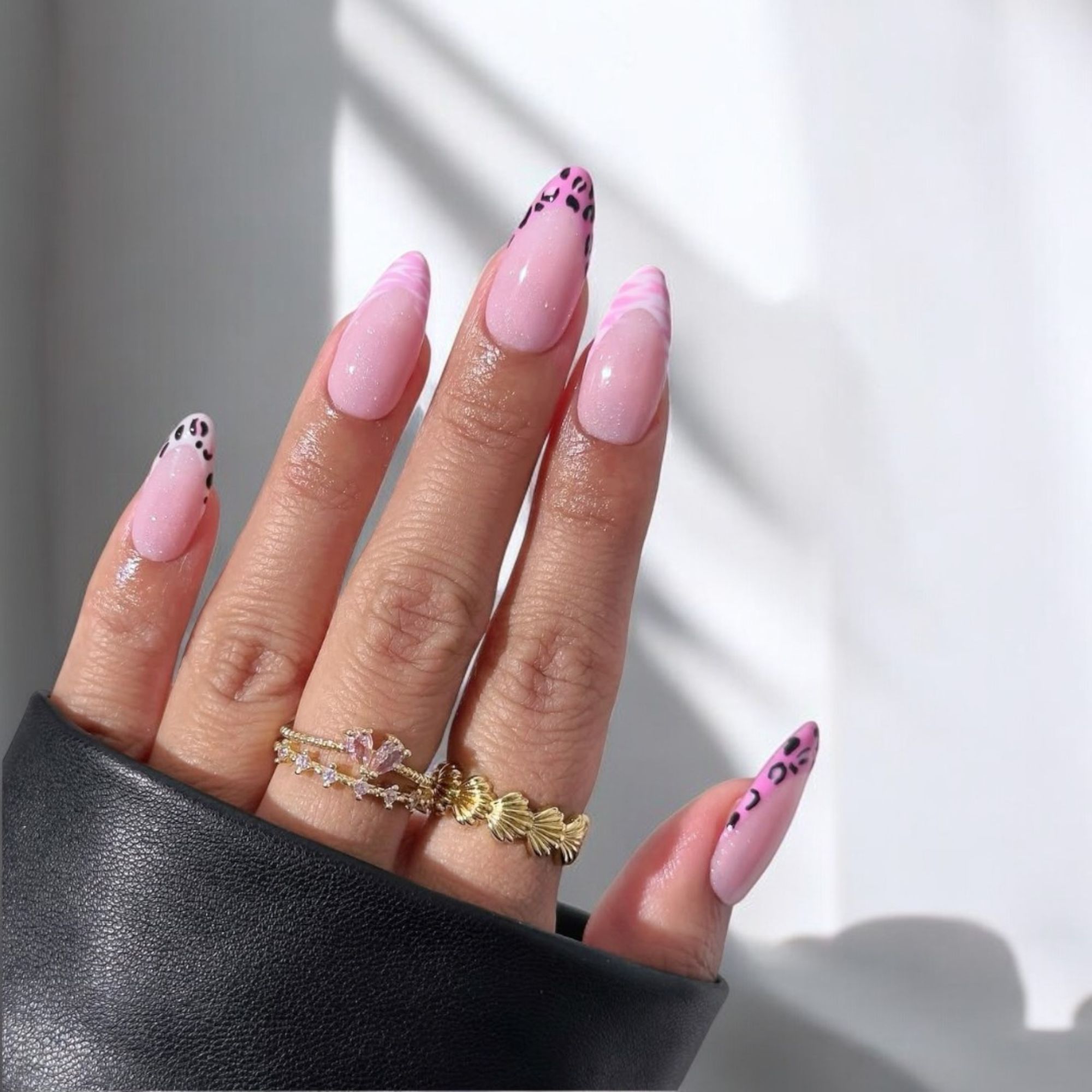 Feminity Nails & Lashes - Lausanne Facebook ad