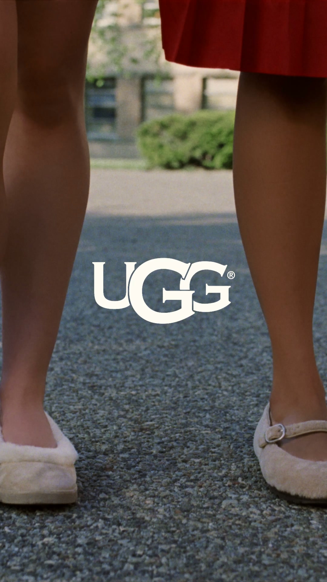 UGG Facebook ad: This duo sets a high barre