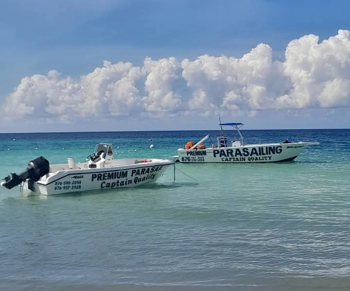 Premium Parasail Facebook ad