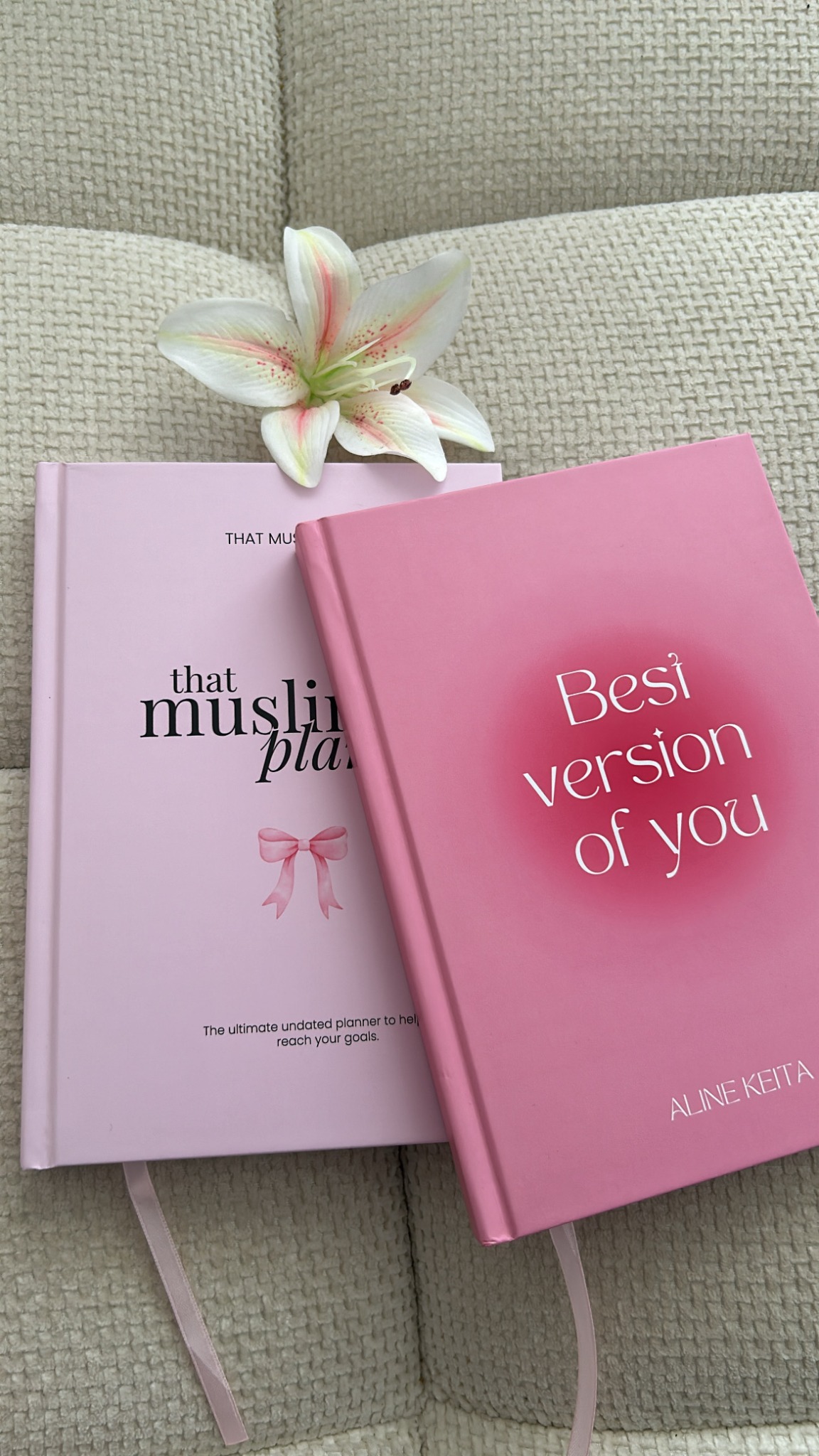 Thatmuslimgirlfr Facebook ad: 2 free stickers