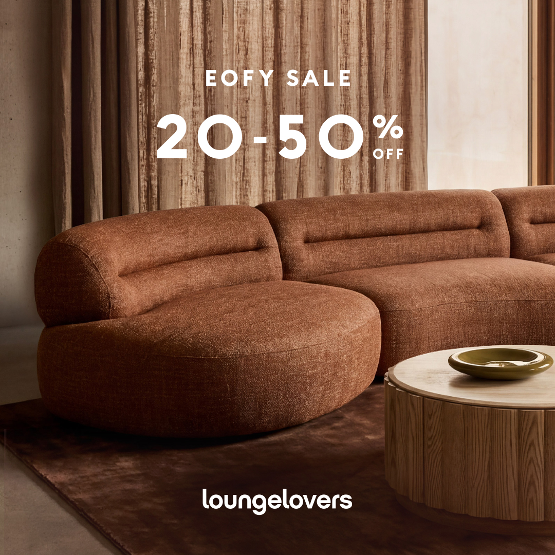 Lounge Lovers Facebook ad