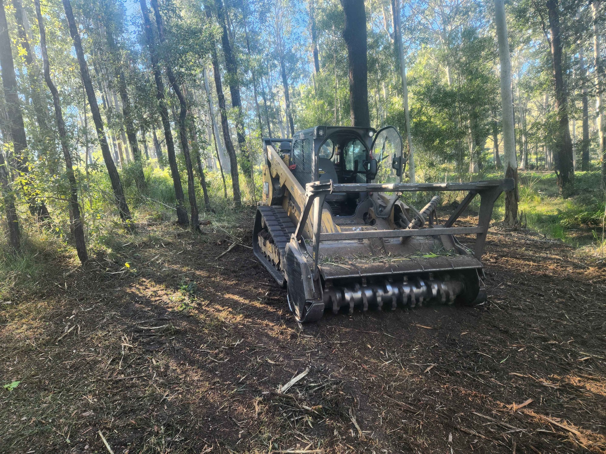 Tom III Facebook ad: mulching / landclearing