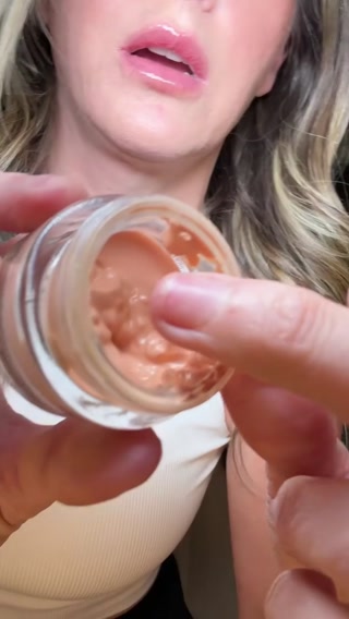 Dr.Melaxin US.official Facebook ad: The Amazon Best-Selling Eye Cream