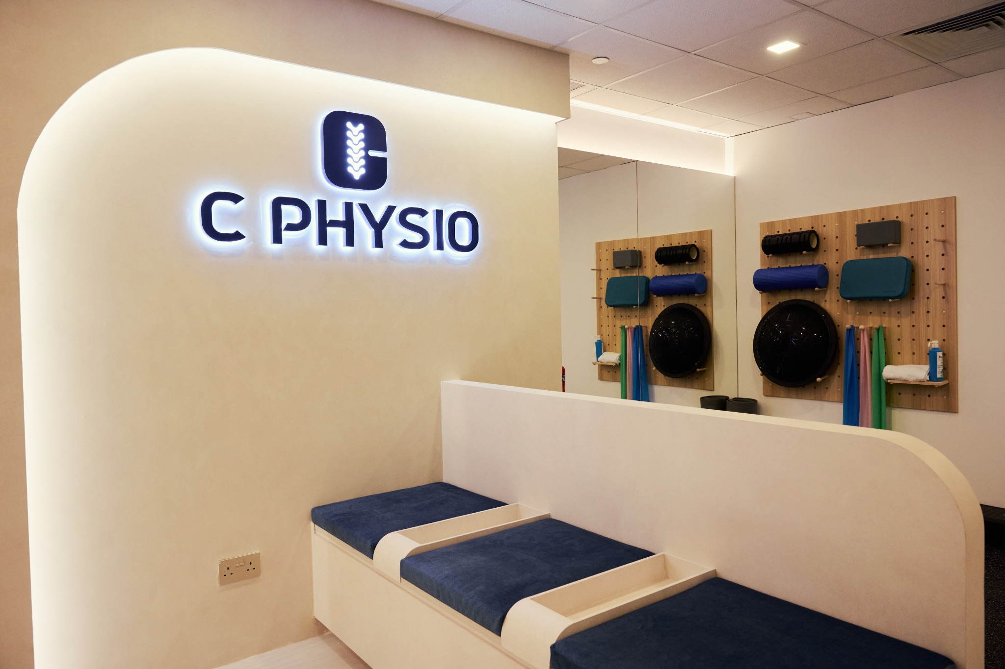 C Physio Facebook ad: Still dealing with neck pain, back aches, or…