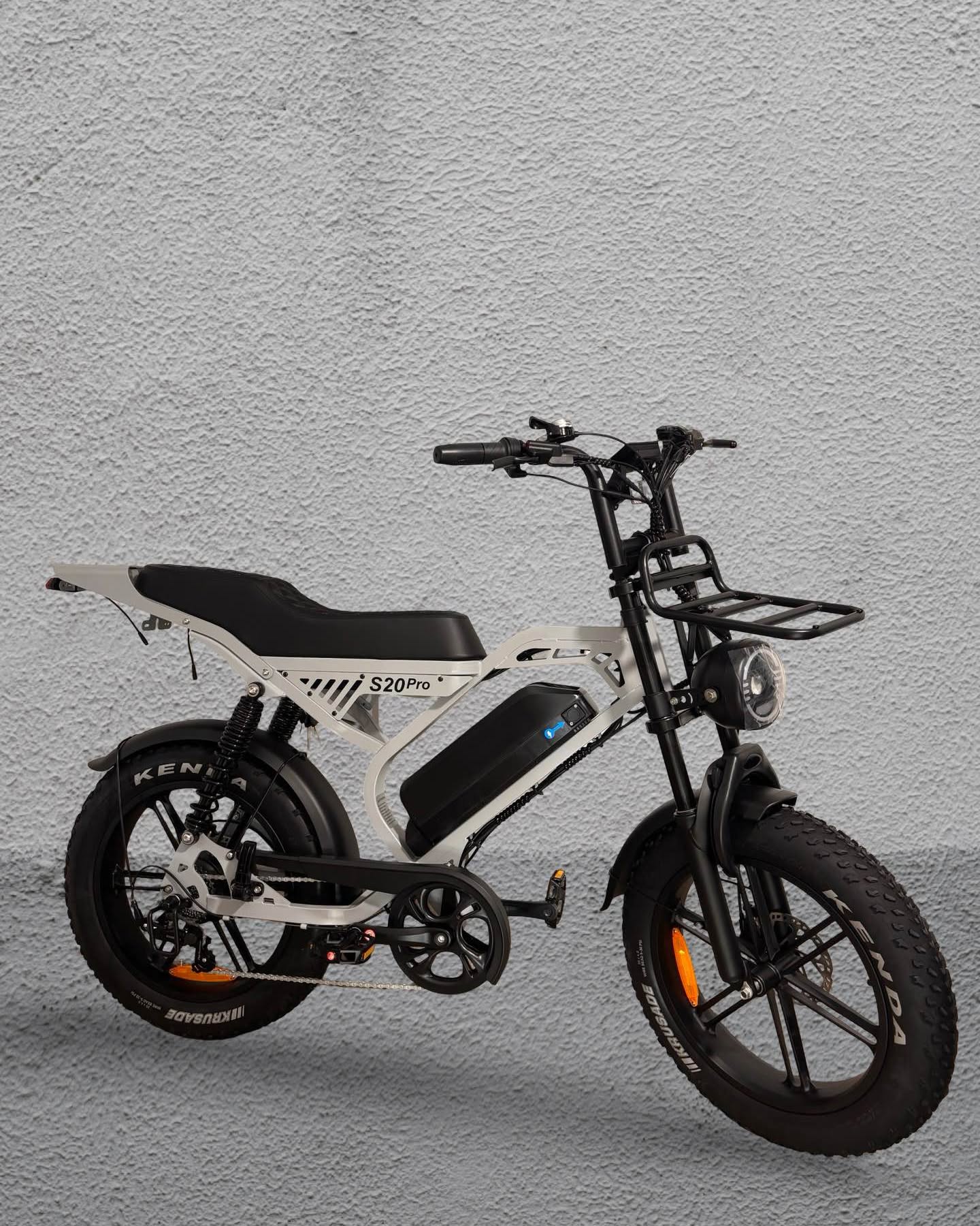 Timo von Wagenhoff Facebook ad: 2026 Dune Volt Cruise Electric Bike. 12 months warranty