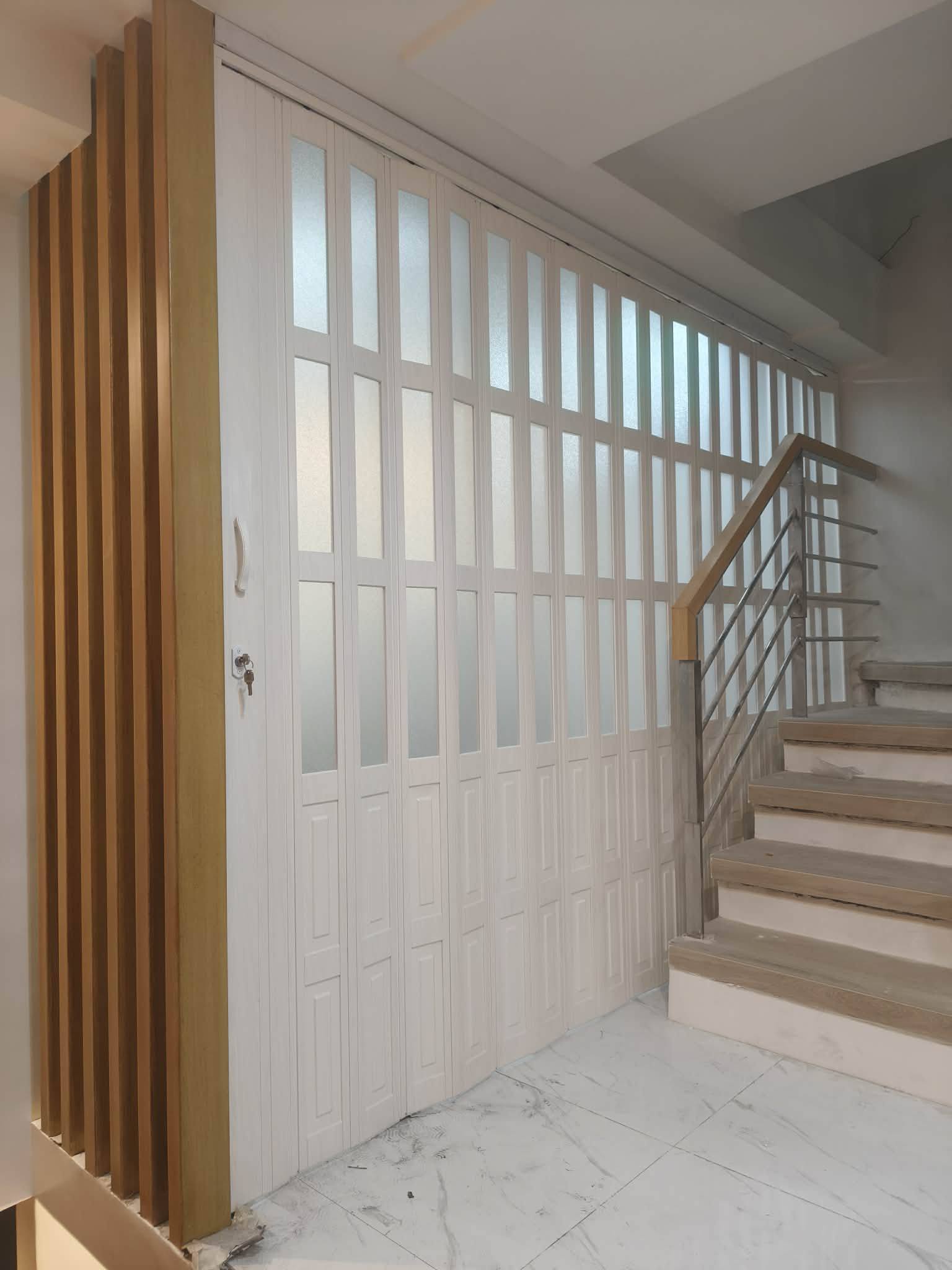 Madz Window Blinds & Accordion Doors Facebook ad: SPACE-SAVER, AFFORDABLE, QUALITY AND ELEGANT ACCORDION DOORS