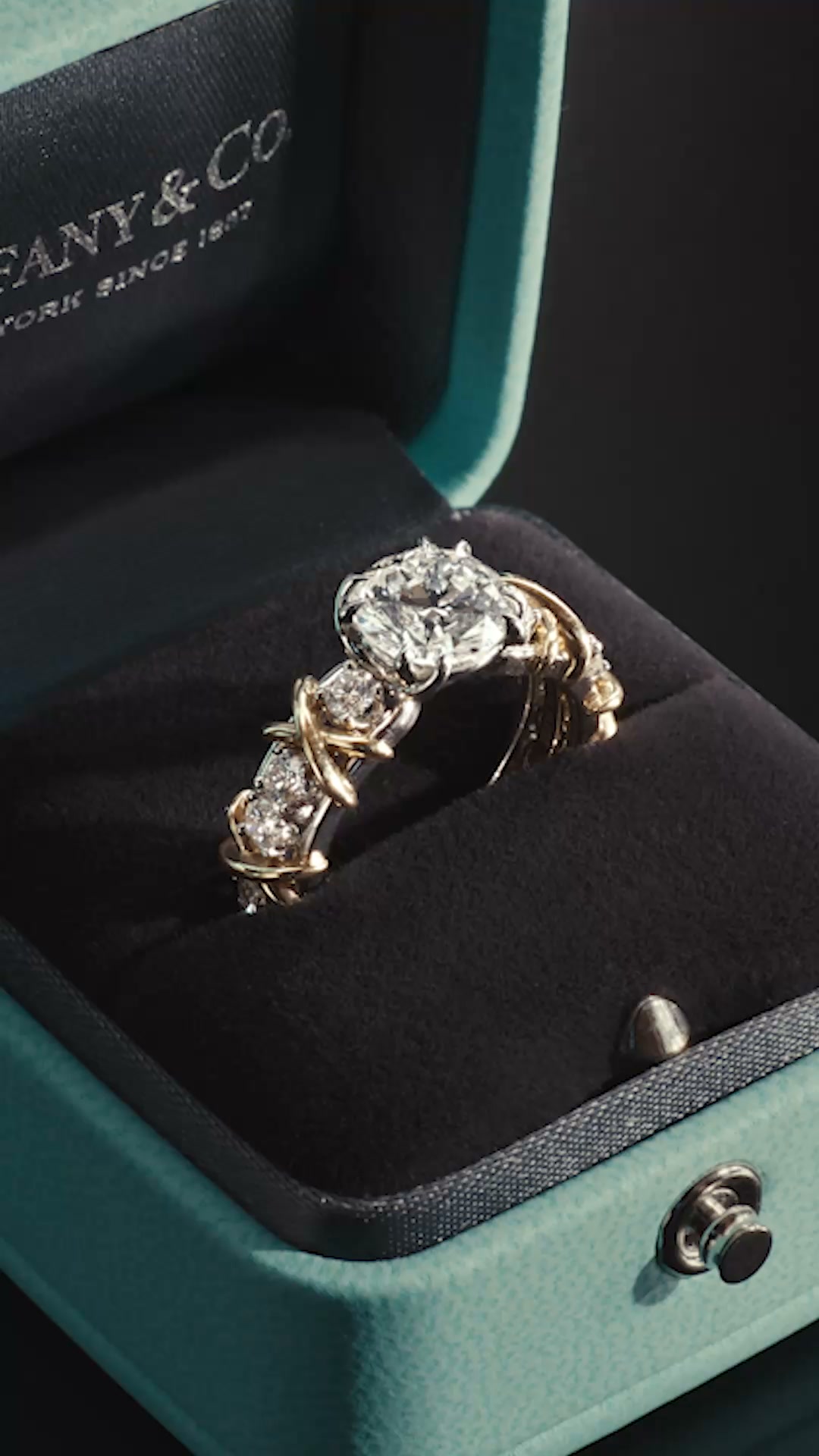 Tiffany & Co. Facebook ad: Sixteen Stone by Tiffany